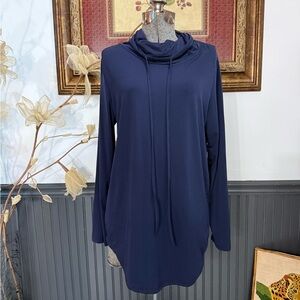 Navy Blue Cowl Neck Athletic Style Sweatshirt ~ Size Medium 🍄